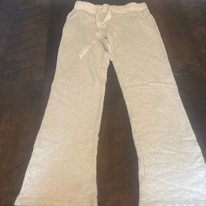 Ambrielle cream (glitter) sweats